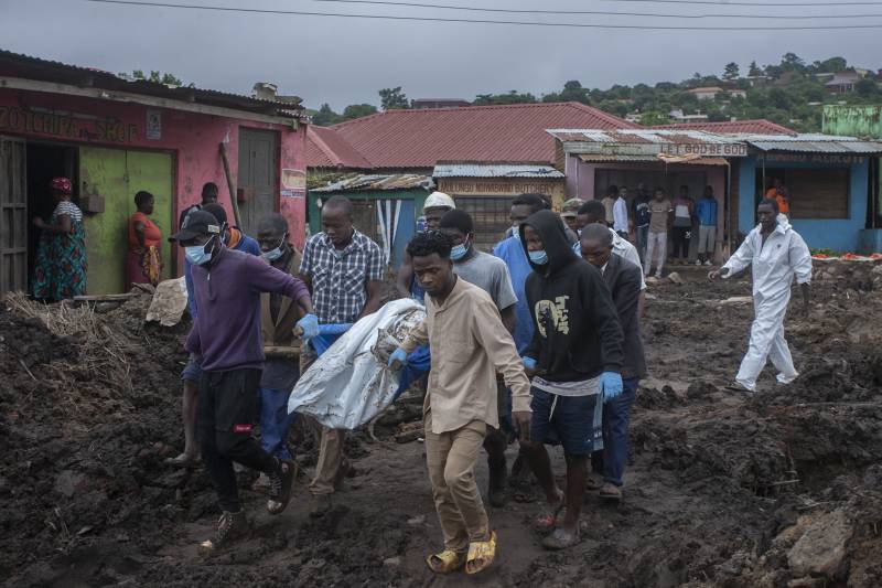 Cut off by cyclone, Malawian villagers face hunger, perilous journeys