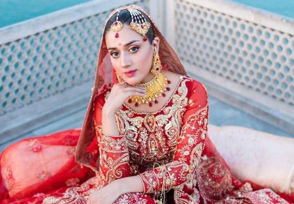 Jannat Mirza turns bride with awesome attire