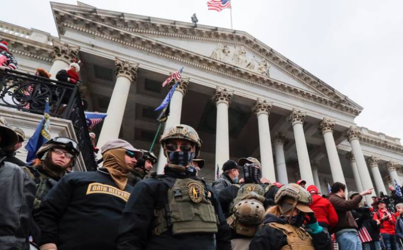 6 Oath Keepers militia members convicted over US Capitol attack