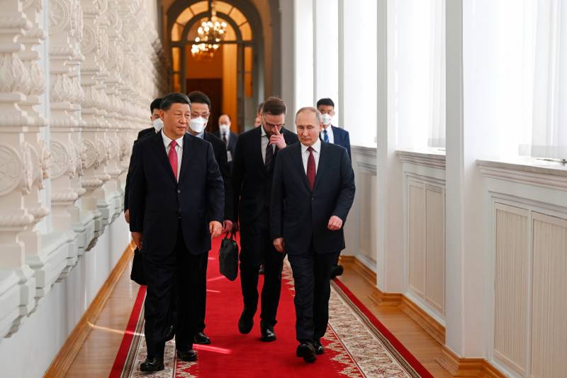 Chinese President reaches Moscow, holds meeting with counterpart 