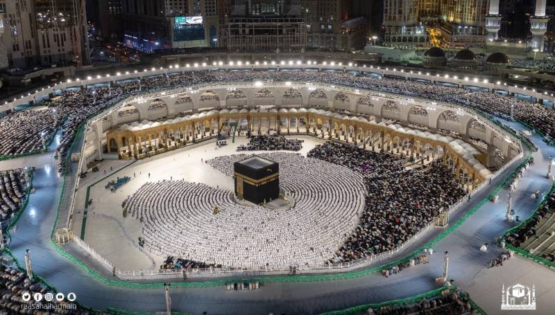 Ramazan’s first Taraweeh prayers offered at Holy Kaaba