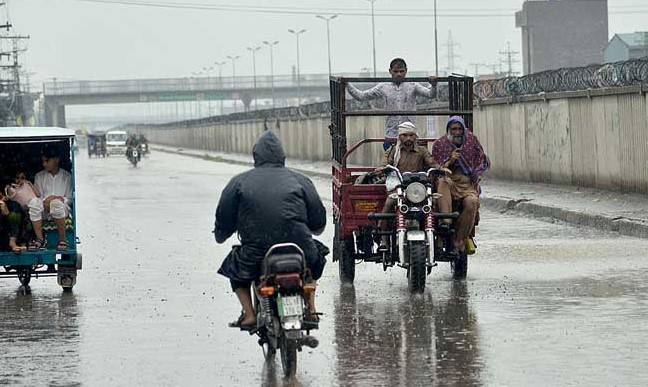 Rain turns weather pleasant in Karachi