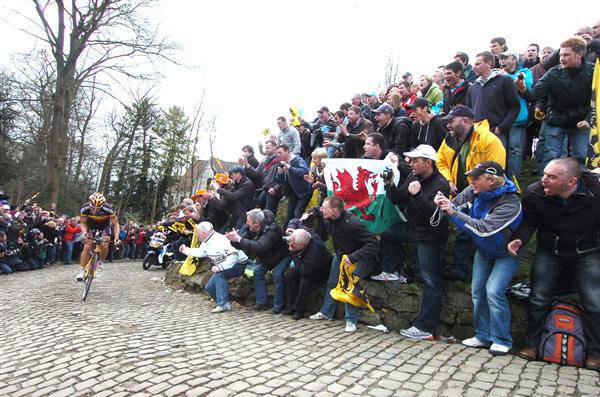 Mass fall as 40 riders hit the tarmac at Tour of Flanders