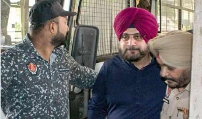 Navjot Singh Sidhu walks out of jail after 10 months