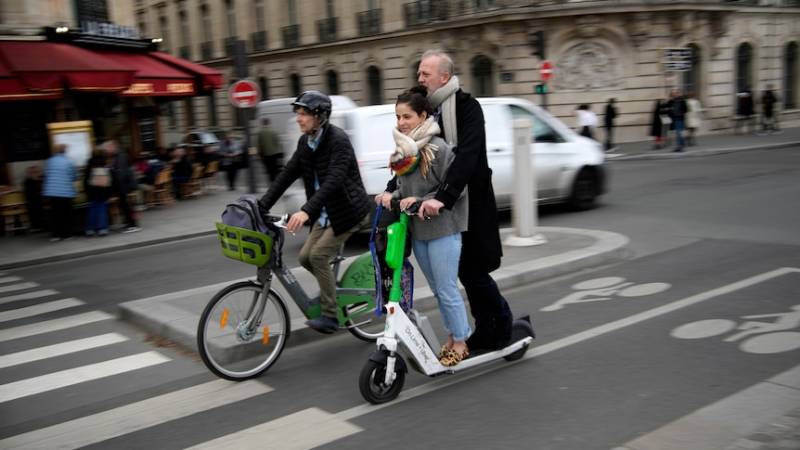 Paris votes on ban for rental e-scooters