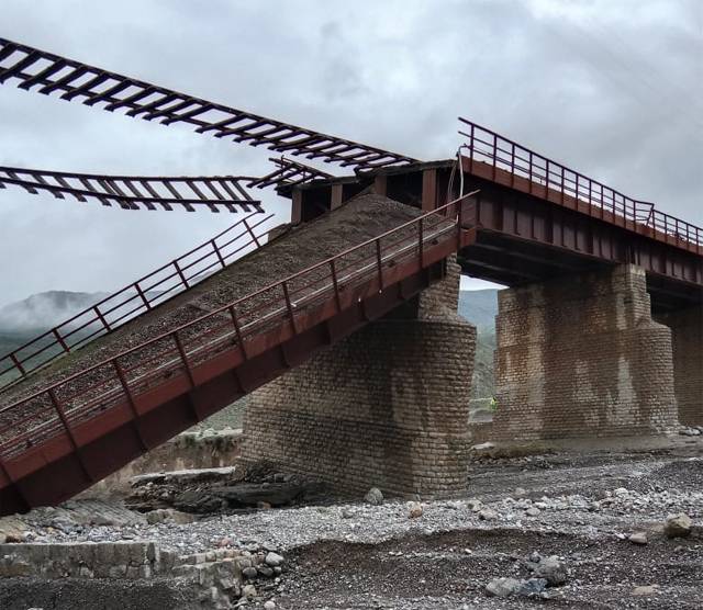 Harak bridge restoration to revive train service in Balochistan 