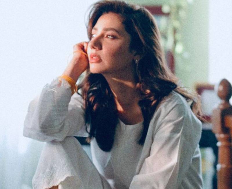 Mahira Khan’s LOVE-FILLED captions ignite speculations 