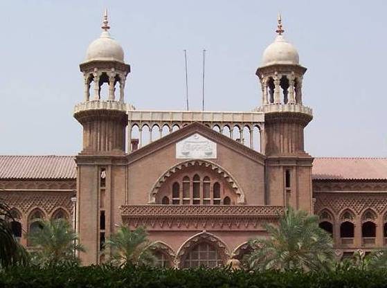 PTI moves LHC against posting of police officers in Punjab