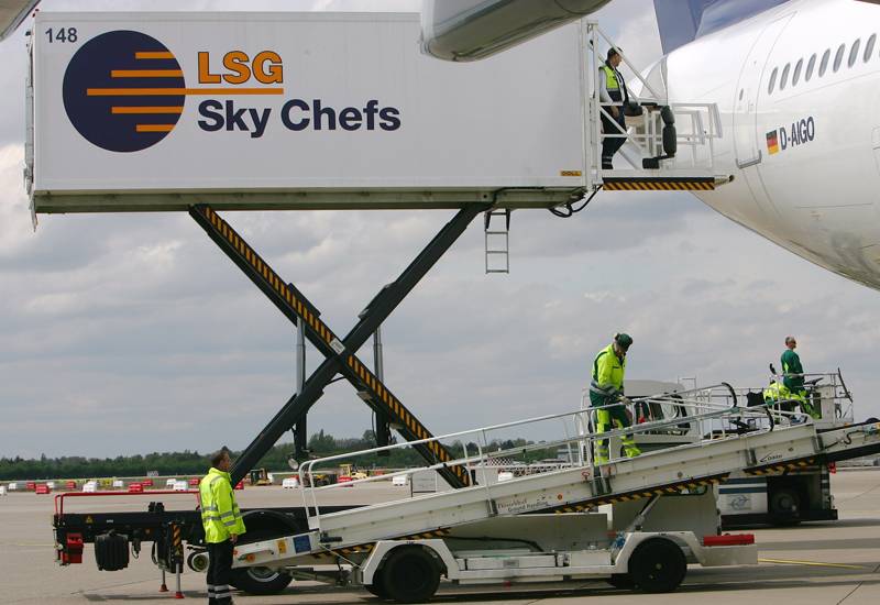 Lufthansa to sell catering unit LSG