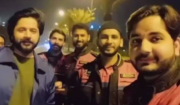 Dolphin squad’s selfie with Imran Ashraf Hero Butt goes viral 