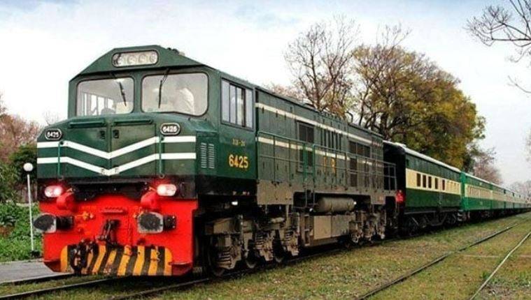 Railways announces special Eid trains