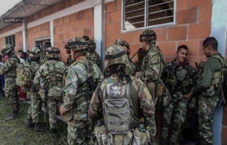 Indigenous protesters free 17 kidnapped Colombian soldiers