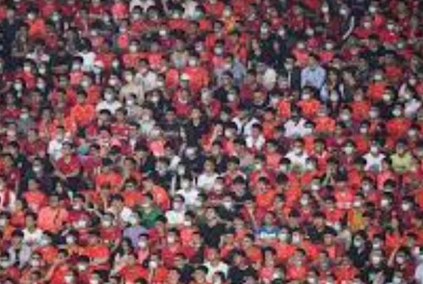 Tickets sell out 'in five minutes' as China football fans relish return