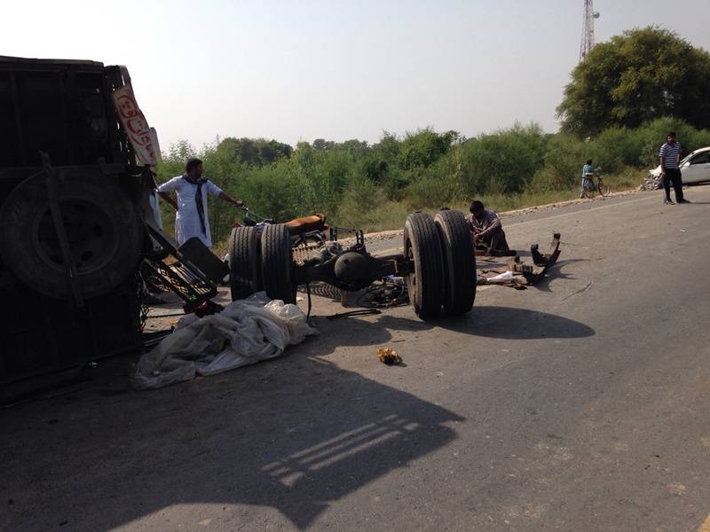 Four youths killed as rashly-driven car hits bullock cart in Vehari