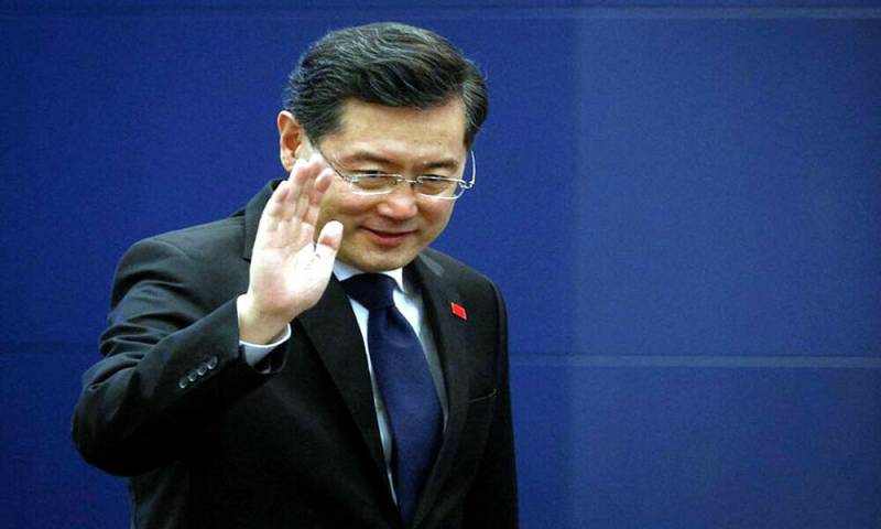 Chinese FM visits Manila during Philippines-US war games