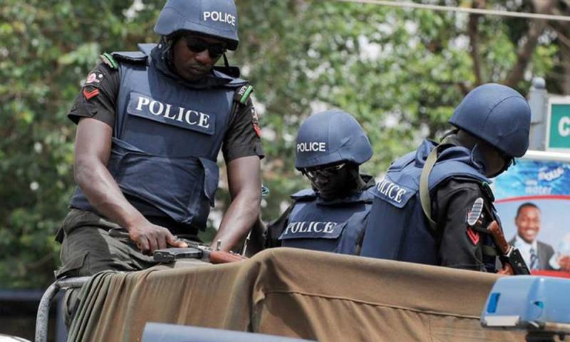 Suspected separatists kill four Nigerian police, two civilians