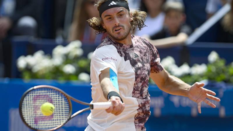 Tsitsipas overcomes Musetti to reach Barcelona Open final