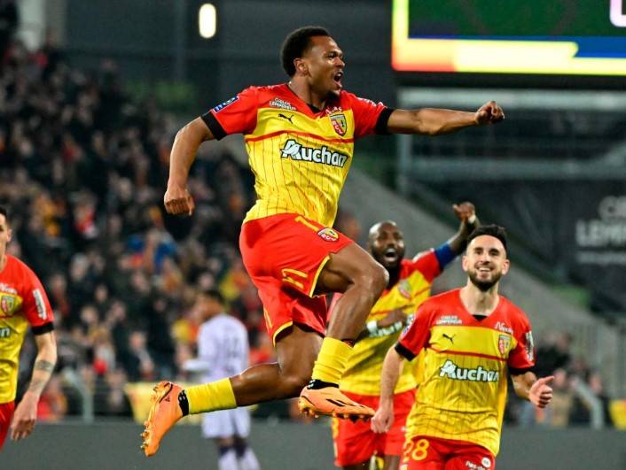 Lens’ Belgian forward Lois Openda celebrates scoring his team’s first goal during the French L1 football match between RC Lens and AS Monaco at Stade Bollaert-Delelis in Lens, northern France on April 22, 2023. AFP 