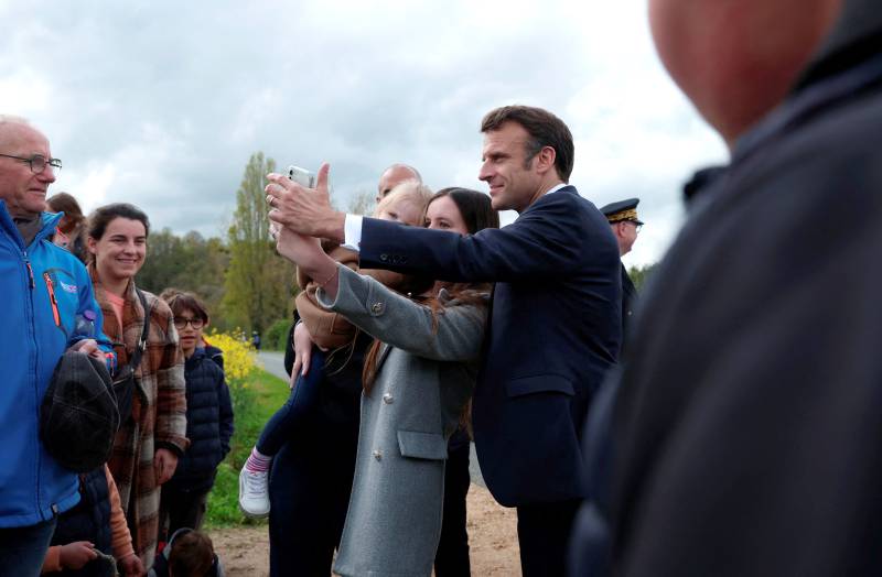 Macron avoids crowds on latest provincial trip in wake of unpopular pension reform 