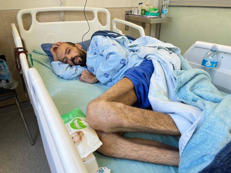 Palestinian hunger striker's health worsens: activists