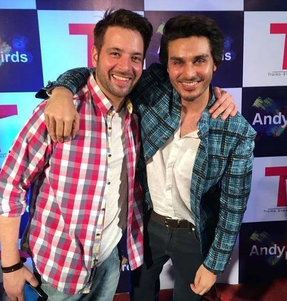 Mikaal Zulfiqar trends on Ahsan Khan’s infamous ‘here and there’