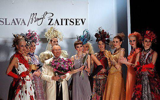 Russian couturier 'Slava' Zaitsev dead at 85