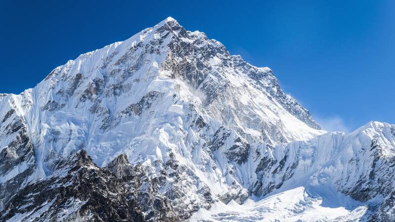 US climber dies on Mount Everest