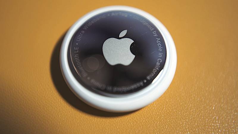 Apple and Google aim to expose Bluetooth tracker abuse