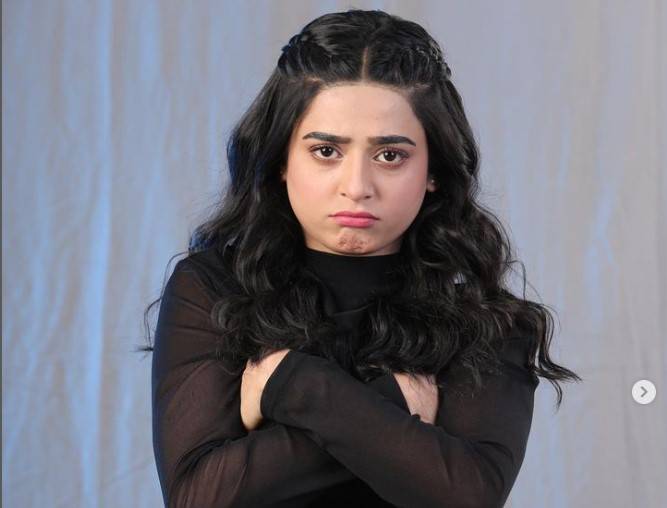 Sehar Khan is curious about her excessive sleep schedule “Meri neend kab chori hogi”, Watch Video