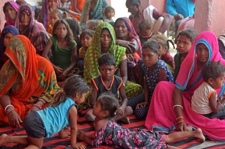 India's growing population a burden for struggling mothers