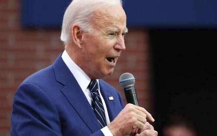 Biden says age has brought him 'wisdom', 'honor'