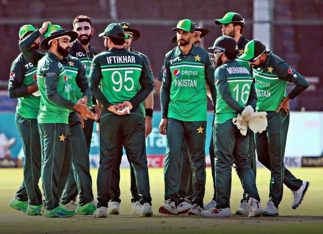 Pak vs NZ ODI series: Kiwis set 300-run target for Shaheens in last match 