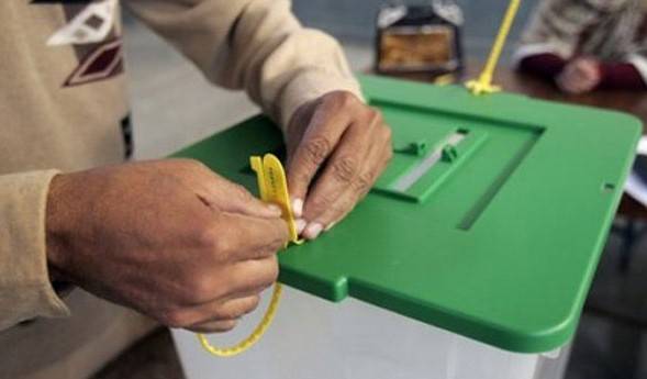 District election commissioner dies while performing duty in Jamshoro