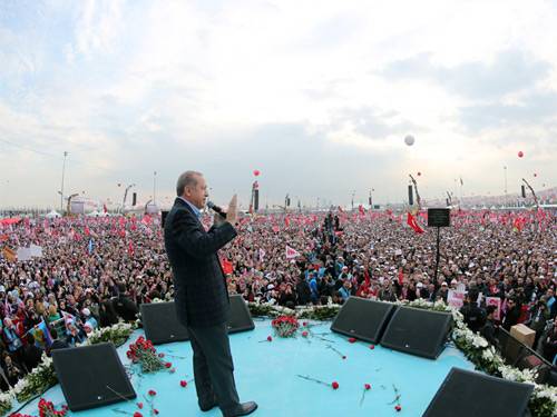 'We will win': Erdogan leads show-of-force rally in Istanbul