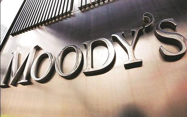 Moody’s warns Pakistan could default sans IMF bailout loans