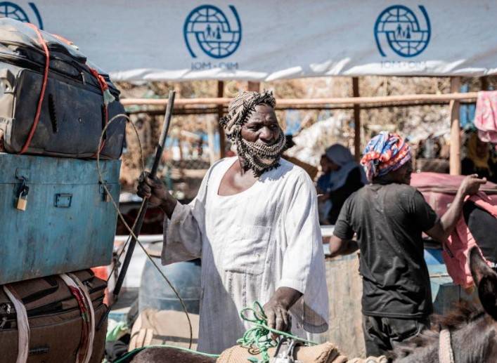 Sudan warring sides make humanitarian promise but no truce