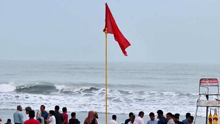 Bangladesh evacuations ahead of 'very severe' Cyclone Mocha