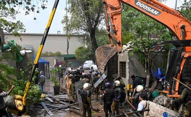 Encroachments removed from around Imran’s Zaman Park house