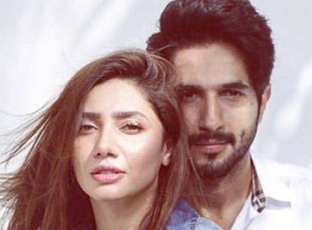 Mahira Khan & Bilal Ashraf indulge in BHANGRA FUN on road