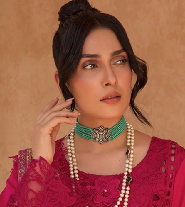 Ayeza Khan’s advance Eid Mubarak with AMAZING outfits