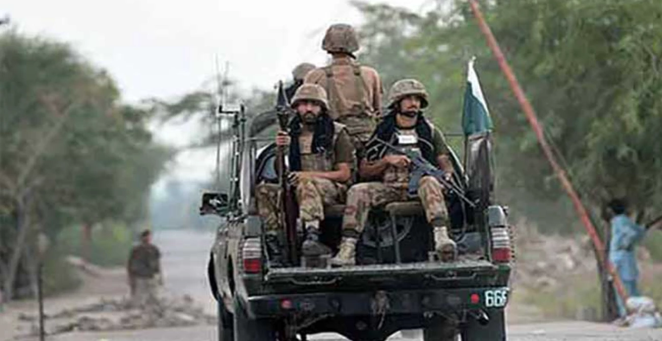 Two soldiers embrace martyrdom in Bannu gunbattle