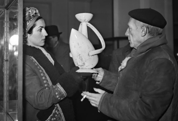 Francoise Gilot, the woman who dumped Picasso, dies aged 101