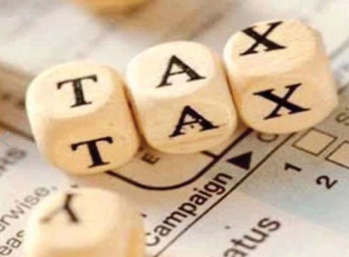 Govt mulling to hike tax rate for non-filers