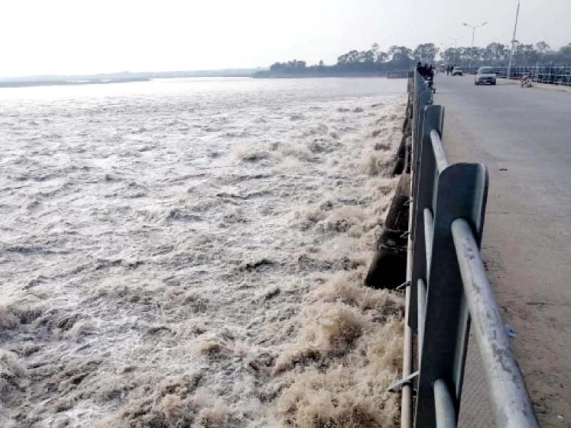 2 Youths meet watery grave while taking bath in Chenab River