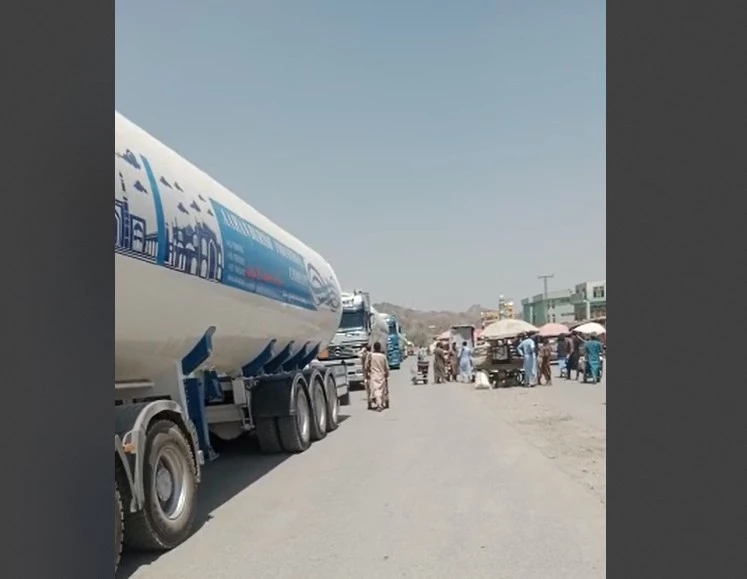 After oil, shipment of Russian LPG also reaches Pakistan