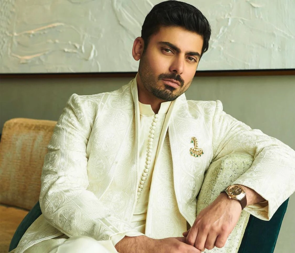 Popular Indian actress expresses DEEP INFATUATION with Pakistani heartthrob Fawad Khan