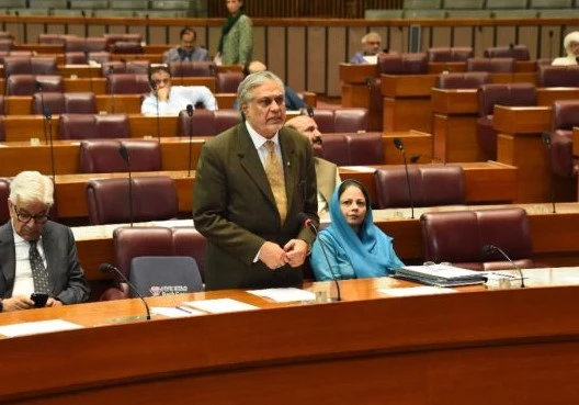 Ishaq Dar announces salary payment to govt employees on June 23