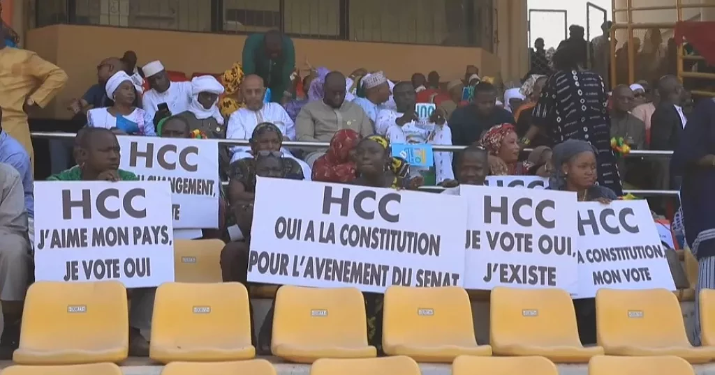 Mali junta holds vote on new constitution