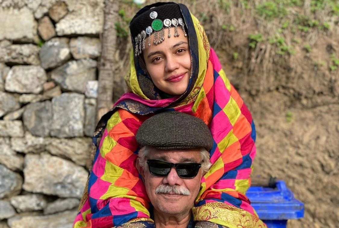 Zara Noor’s soul-stirring interaction with her daddy warms hearts