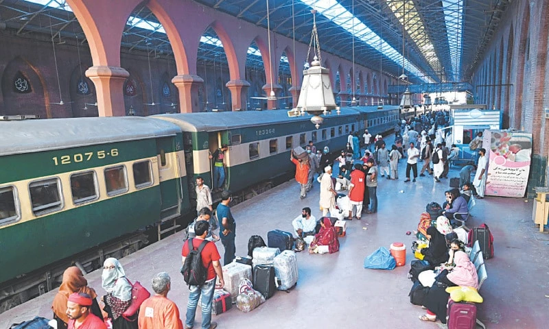 Pakistan Railways to roll out special trains on Eid ul Adha